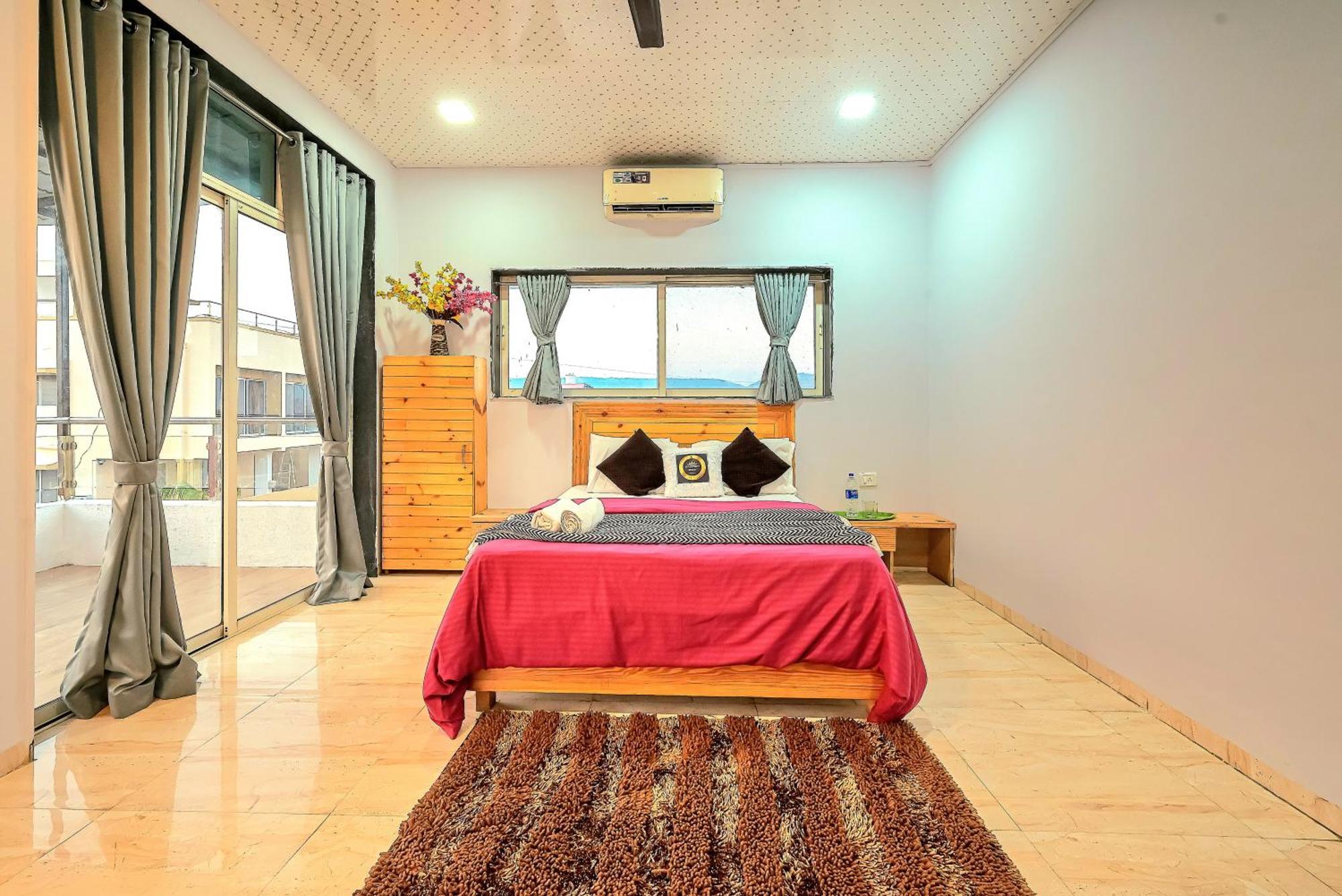 Empyrean Stay II 6Bhk Big Daddy Villa Ll Ac II Pvt Pool II Terrace View II Lux ロナバラ エクステリア 写真