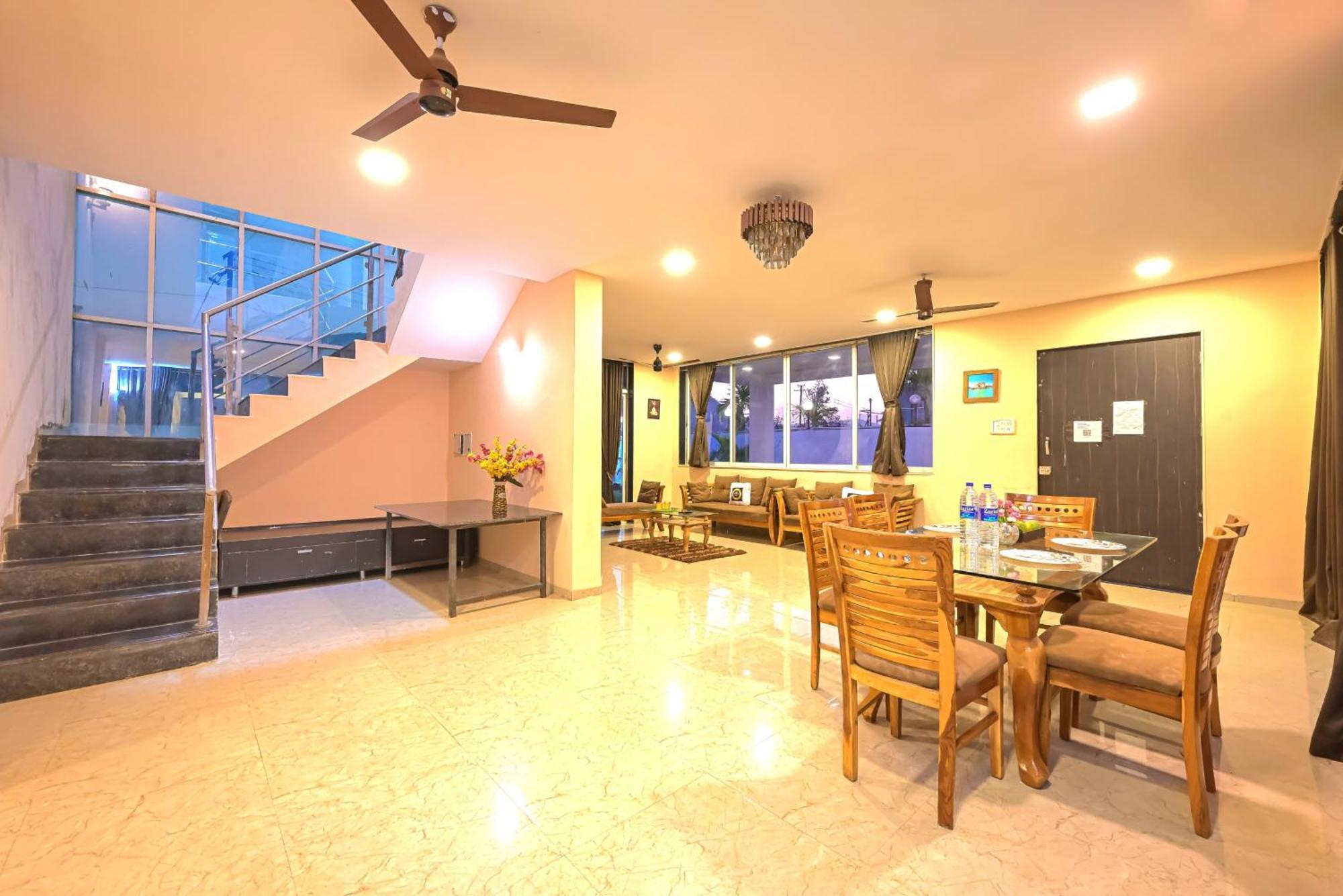 Empyrean Stay II 6Bhk Big Daddy Villa Ll Ac II Pvt Pool II Terrace View II Lux ロナバラ エクステリア 写真