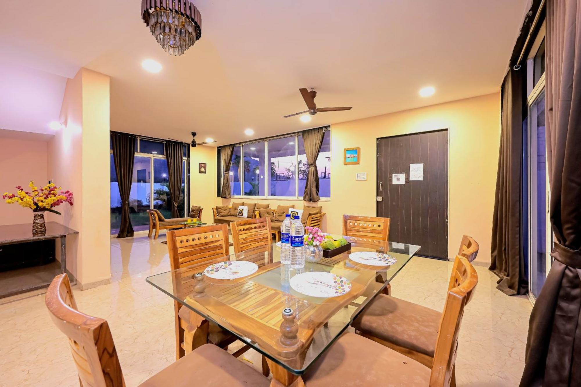 Empyrean Stay II 6Bhk Big Daddy Villa Ll Ac II Pvt Pool II Terrace View II Lux ロナバラ エクステリア 写真
