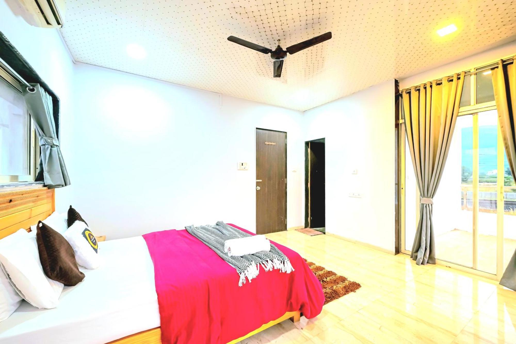 Empyrean Stay II 6Bhk Big Daddy Villa Ll Ac II Pvt Pool II Terrace View II Lux ロナバラ エクステリア 写真